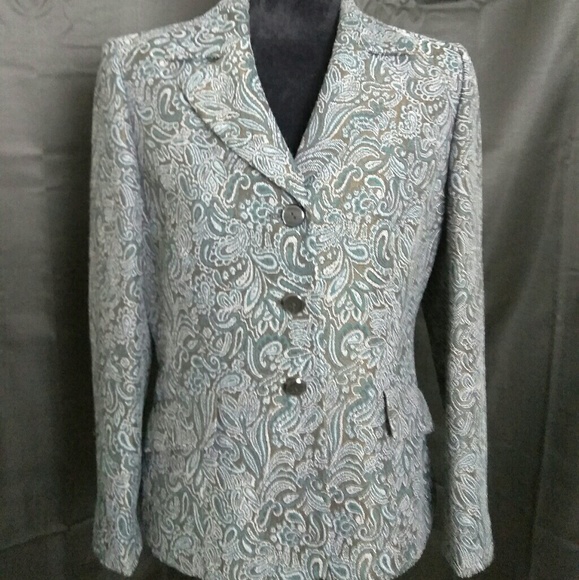 EVAN-PICONE - Picture 1 of 4